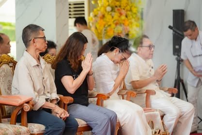 ภาพงานถวายเทียนพรรษา วัดป่าเลิศธรรมนิมิต ลำดับที่ 2-54