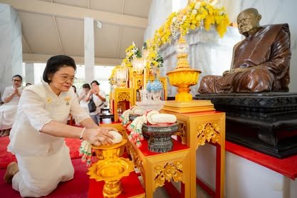 ภาพงานถวายเทียนพรรษา วัดป่าเลิศธรรมนิมิต ลำดับที่ 2-67