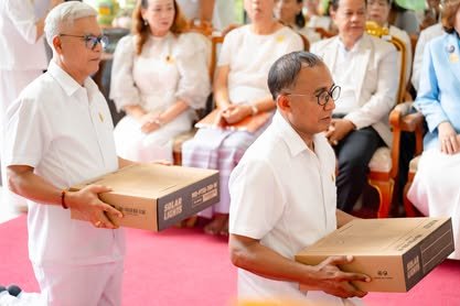 ภาพงานถวายเทียนพรรษา วัดป่าเลิศธรรมนิมิต ลำดับที่ 2-111