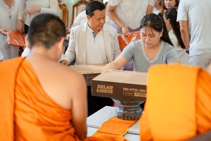 ภาพงานถวายเทียนพรรษา วัดป่าเลิศธรรมนิมิต ลำดับที่ 2-117