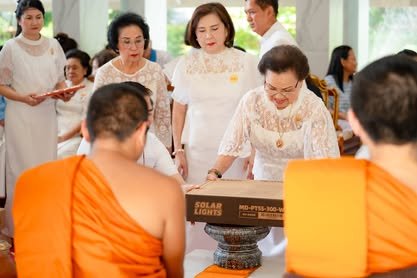 ภาพงานถวายเทียนพรรษา วัดป่าเลิศธรรมนิมิต ลำดับที่ 2-123