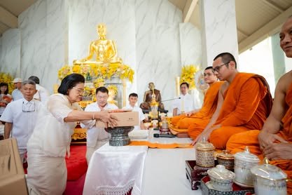 ภาพงานถวายเทียนพรรษา วัดป่าเลิศธรรมนิมิต ลำดับที่ 1-130