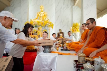 ภาพงานถวายเทียนพรรษา วัดป่าเลิศธรรมนิมิต ลำดับที่ 2-138