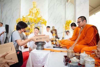 ภาพงานถวายเทียนพรรษา วัดป่าเลิศธรรมนิมิต ลำดับที่ 1-158