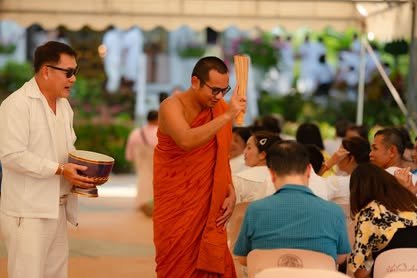 ภาพงานถวายเทียนพรรษา วัดป่าเลิศธรรมนิมิต ลำดับที่ 2-174