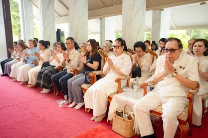 ภาพงานถวายเทียนพรรษา วัดป่าเลิศธรรมนิมิต ลำดับที่ 2-175