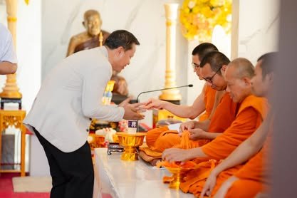 ภาพงานถวายเทียนพรรษา วัดป่าเลิศธรรมนิมิต ลำดับที่ 1-180