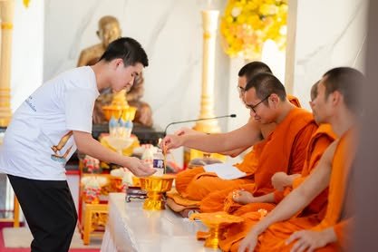 ภาพงานถวายเทียนพรรษา วัดป่าเลิศธรรมนิมิต ลำดับที่ 2-181
