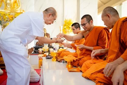 ภาพงานถวายเทียนพรรษา วัดป่าเลิศธรรมนิมิต ลำดับที่ 2-185