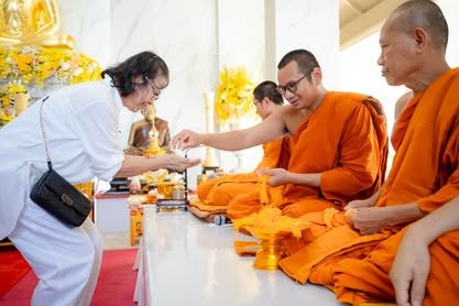 ภาพงานถวายเทียนพรรษา วัดป่าเลิศธรรมนิมิต ลำดับที่ 1-192