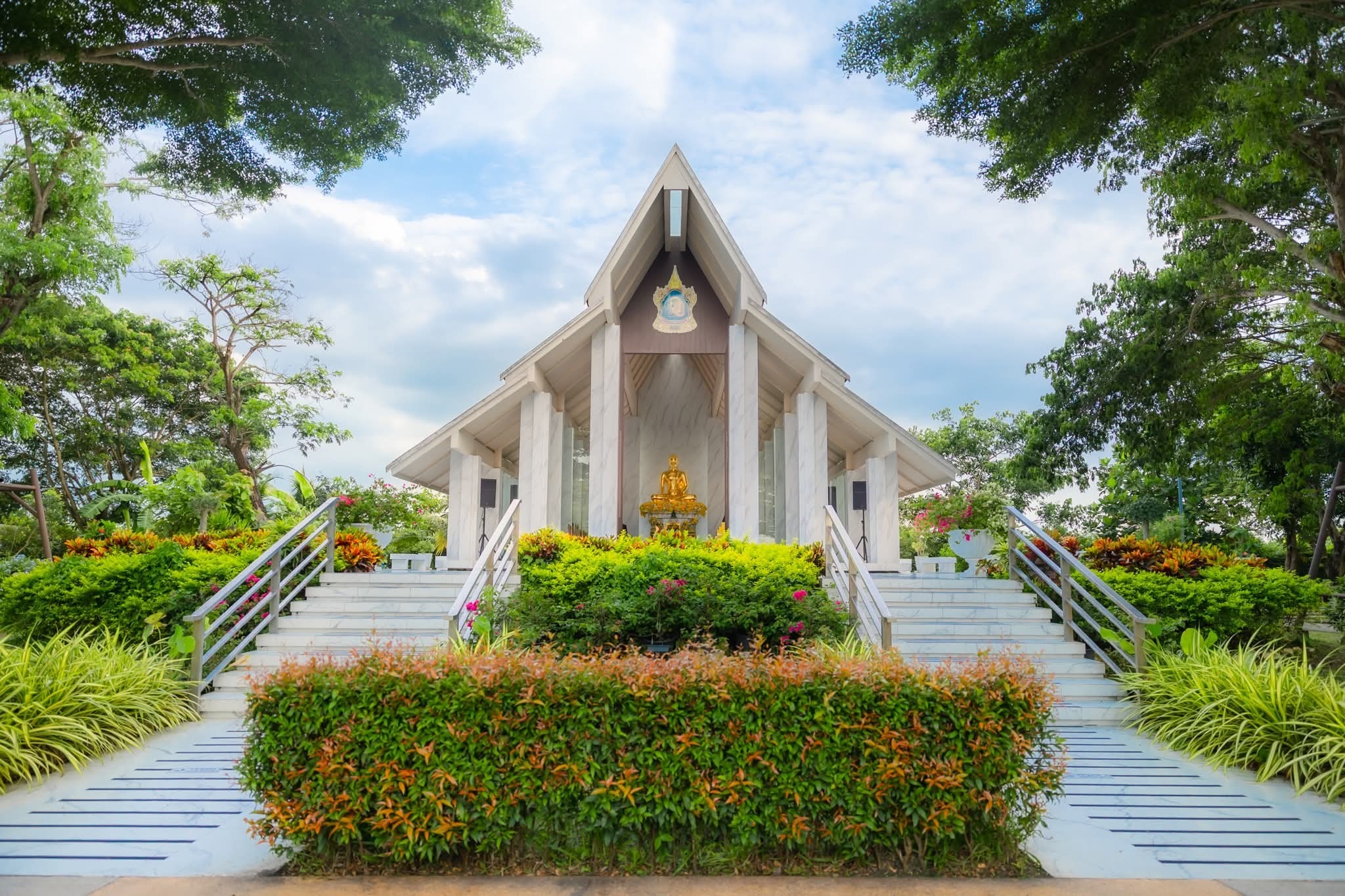 อุโบสถวัดป่าเลิศธรรมนิมิตมาธิ